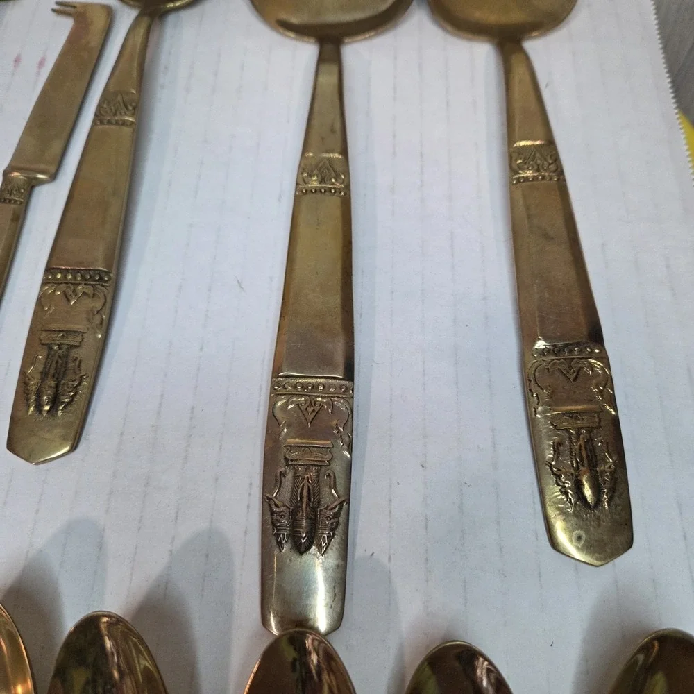 Bronzeware Thai Siam Flatware Set 137 Pieces Elephant Head Thailand Free Ship